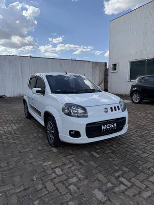 FIAT UNO 1.4 EVO SPORTING 8V FLEX 4P MANUAL FIAT UNO 1.4 EVO SPORTING 8V FLEX 4P MANUAL